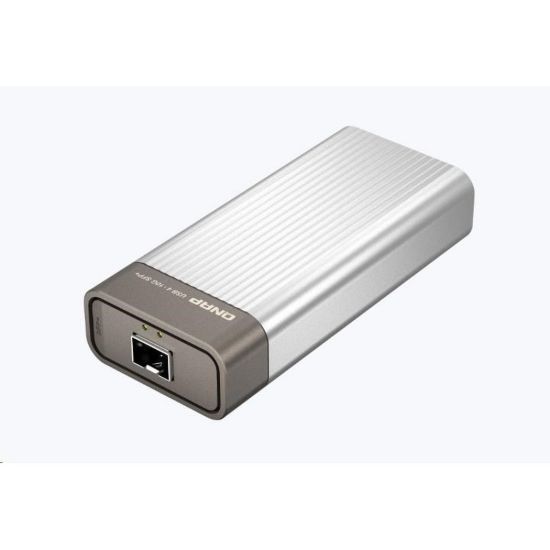 Obrázek QNAP QNA- UC10G1SF adaptér USB- C/ Thunderbolt 4 na SFP+ (1xSFP+, 1xUSB- C4/ TB4, fanless)